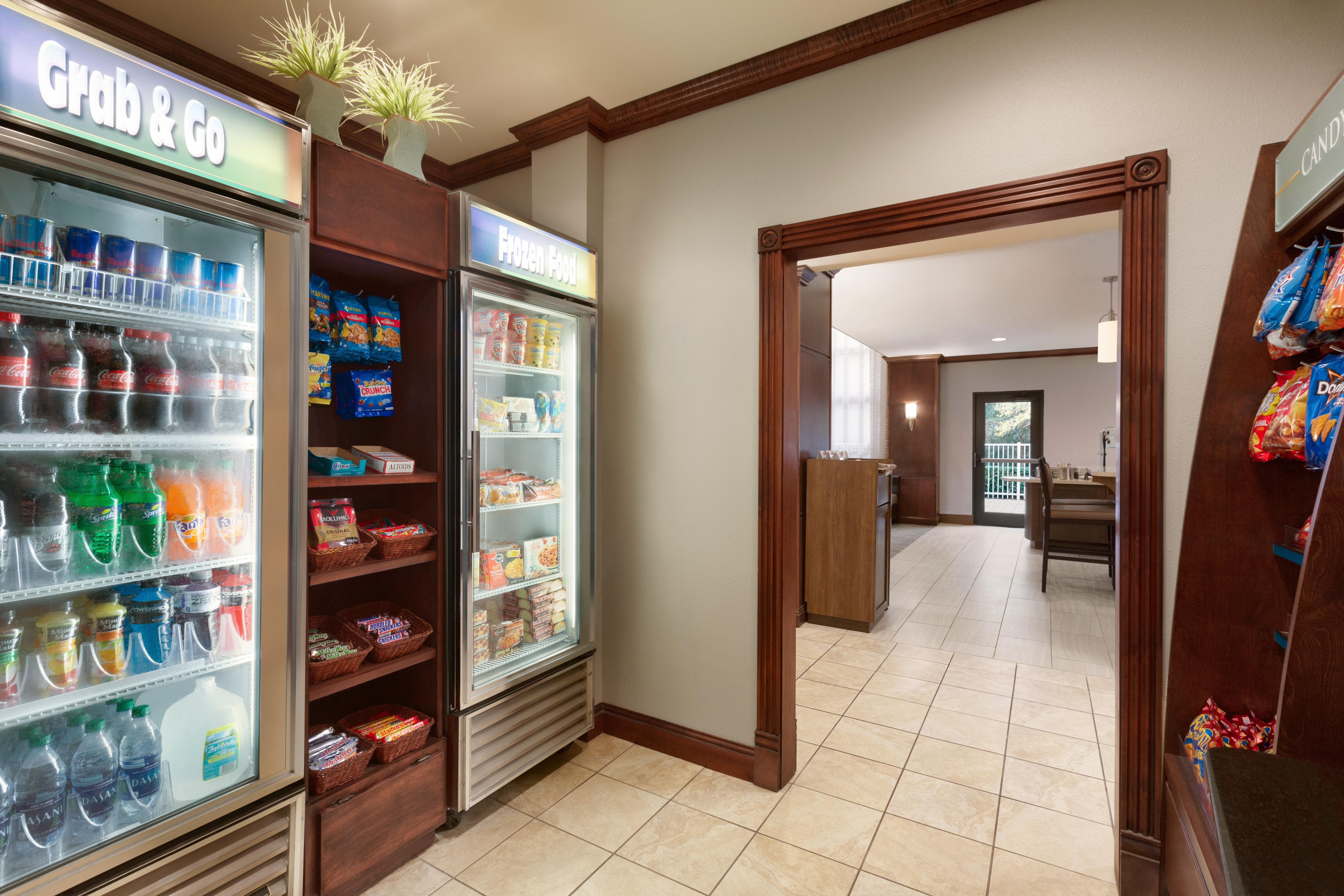 Staybridge Suites Tampa East- Brandon By Ihg Mango Екстериор снимка