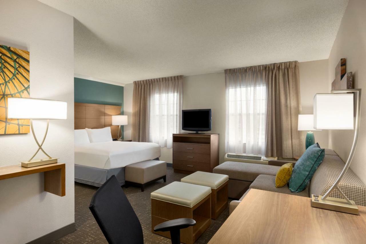Staybridge Suites Tampa East- Brandon By Ihg Mango Екстериор снимка
