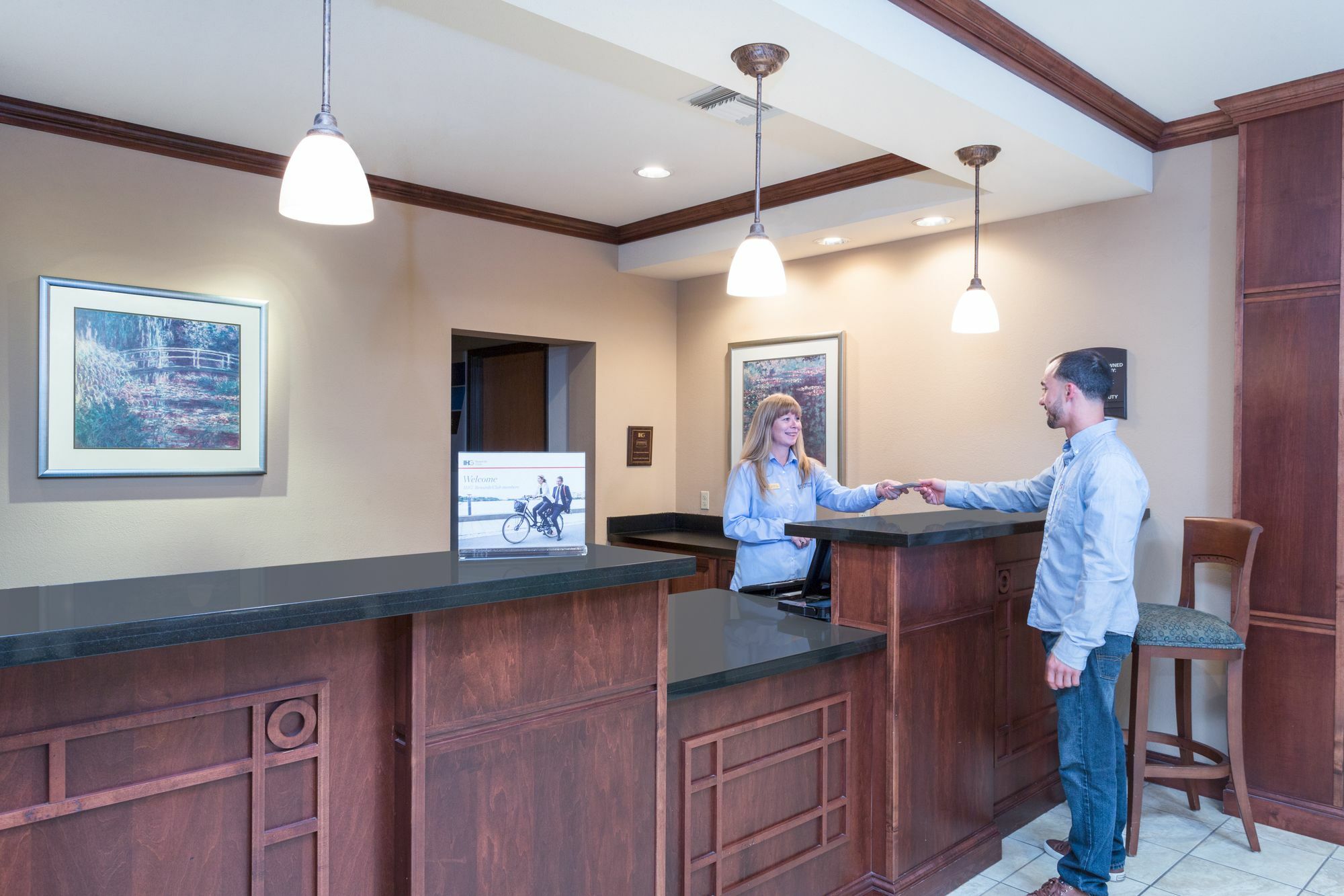 Staybridge Suites Tampa East- Brandon By Ihg Mango Екстериор снимка