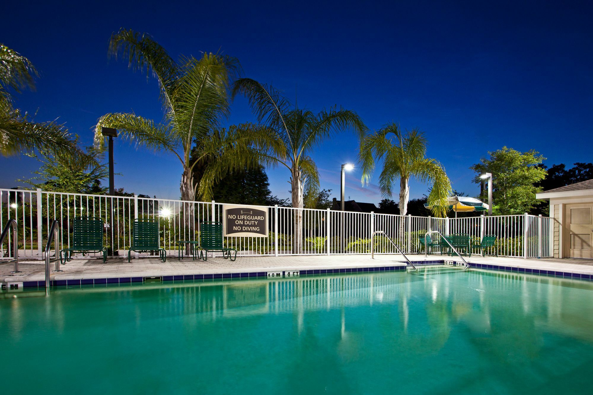Staybridge Suites Tampa East- Brandon By Ihg Mango Екстериор снимка